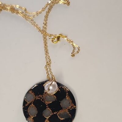 Black & Gold Round Necklace with Pearl Charm
