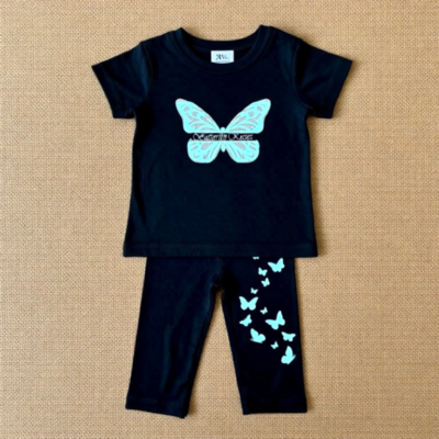 Black T-shirt with leggings – butterfly kisses (2-3 years)